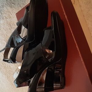 Sofft Women's Black Sandals Size 8.5